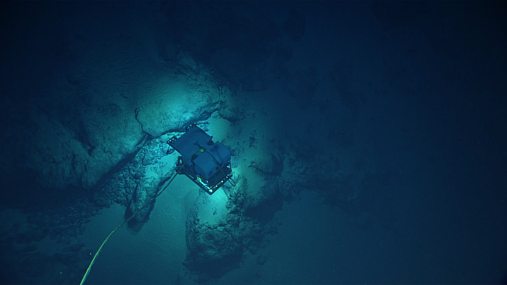 The technology behind deep sea mining | The-14
